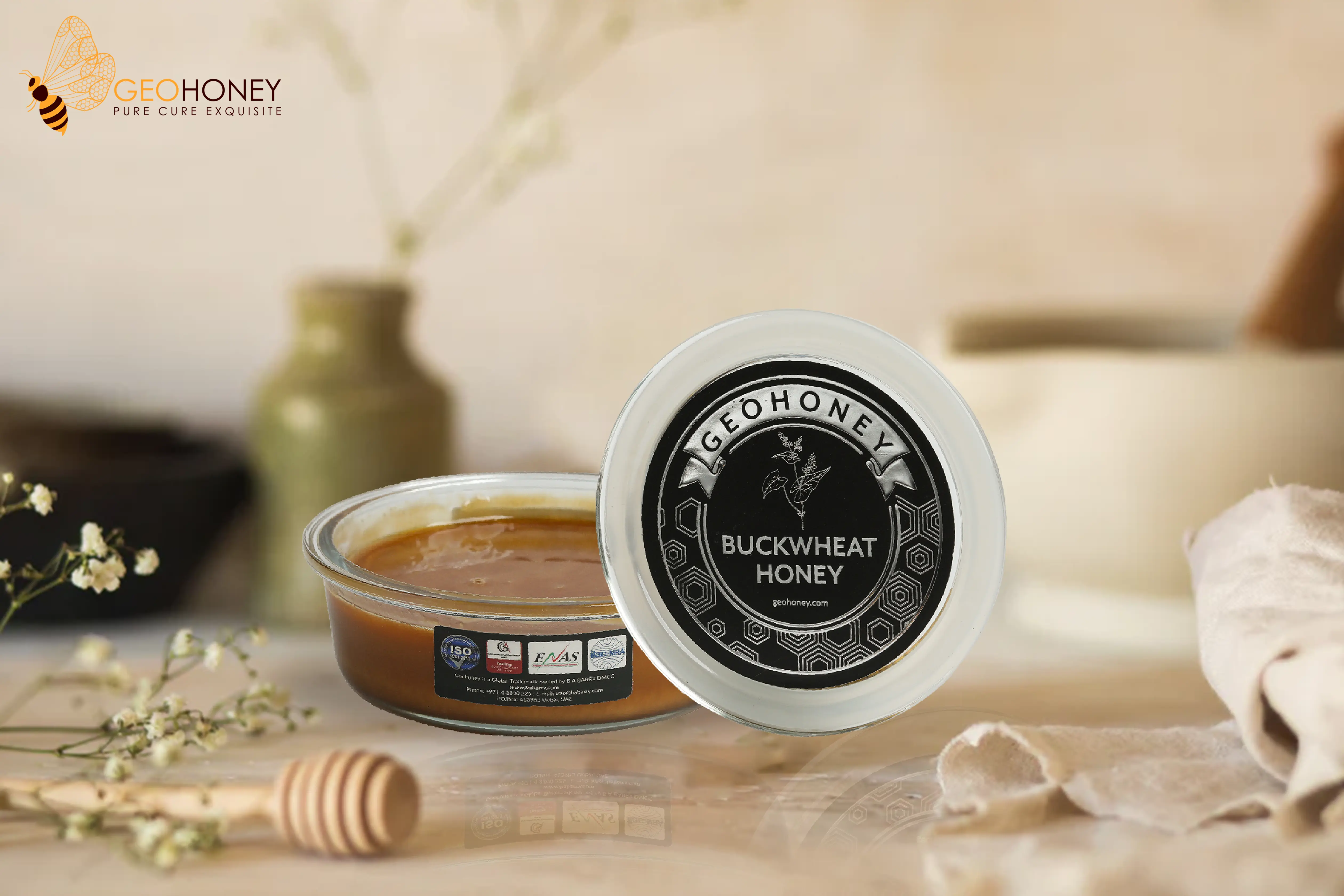 Image of Buckwheat Honey with text “Unlocking the Secrets of Buckwheat Honey with its Nutritional Benefits“